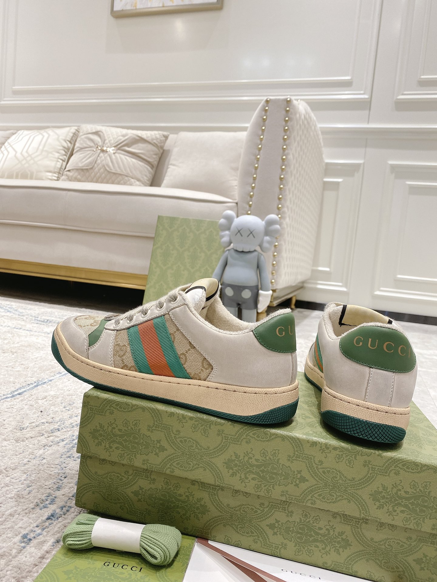 Women's high heels
